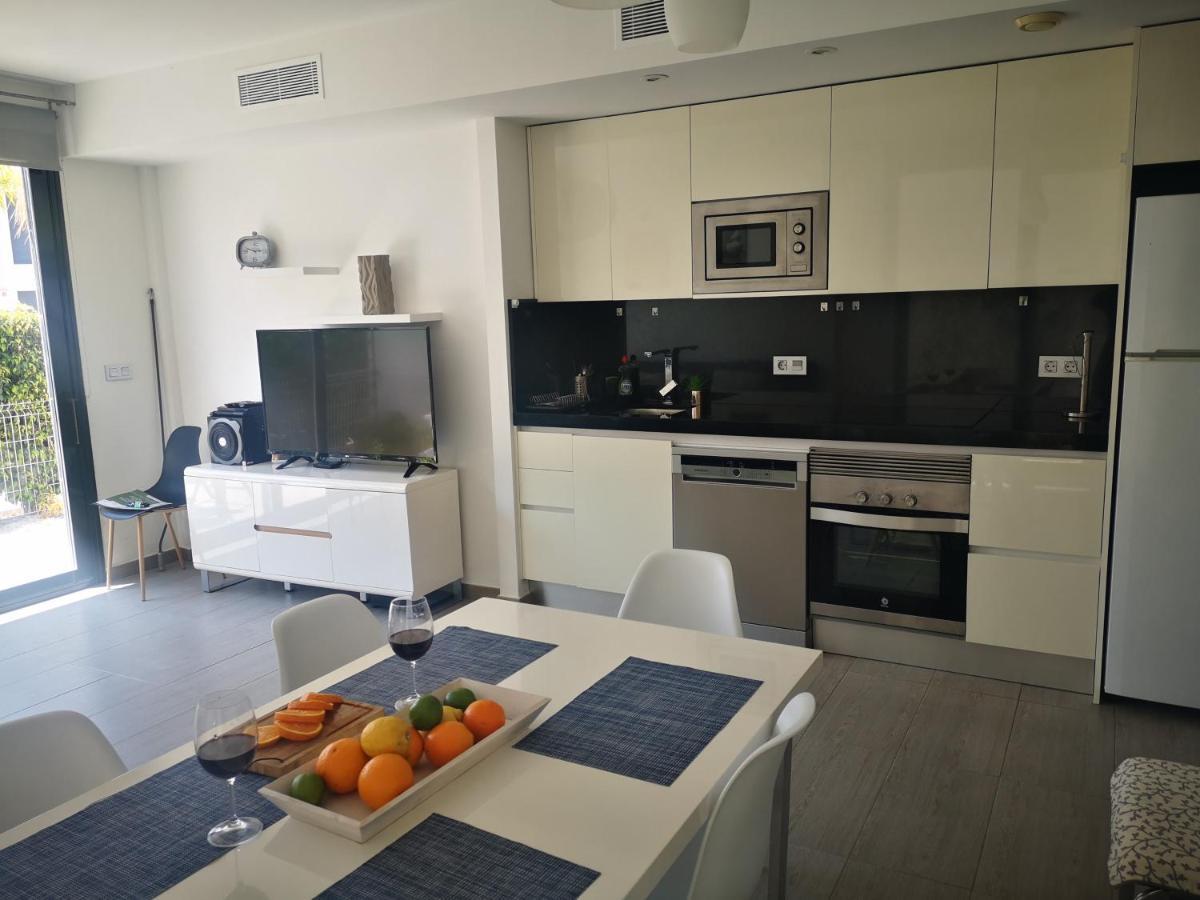 Punta Prima Villa 3 bedrooms&solarium sea view Torrevieja Esterno foto